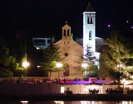 Jakir * Baska Voda