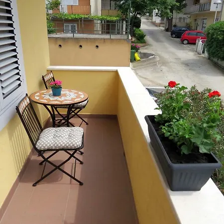 Apartment Jakir Baska Voda