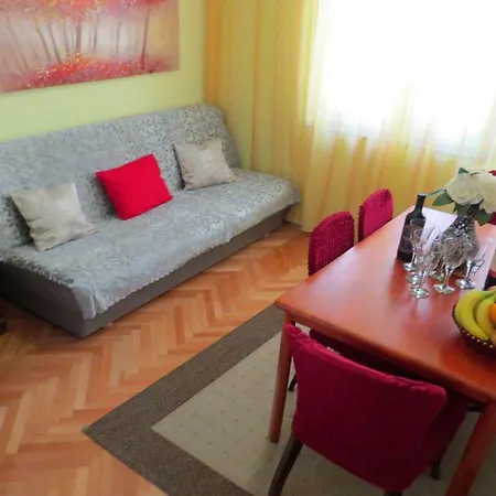 Apartment Jakir Baska Voda