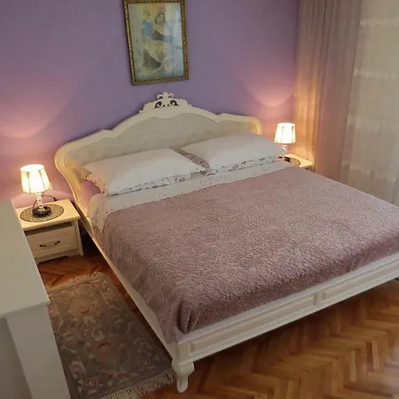 Apartment Jakir