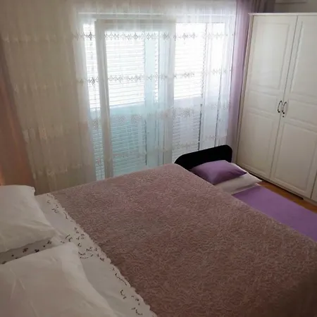 Jakir * Baška Voda