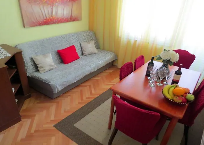 Appartamento Jakir Baška Voda